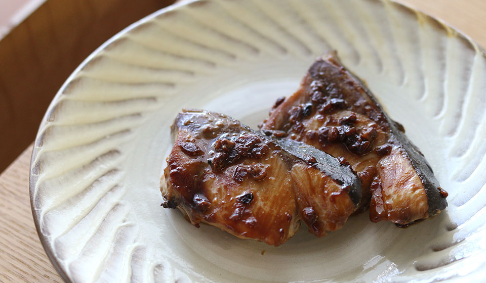 【わたしの好きなもの】丸秀醤油 八穀麹の調味料